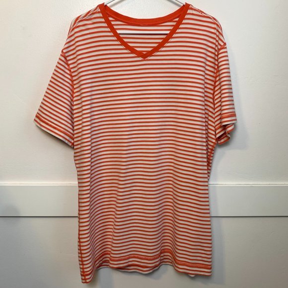 Lululemon Step Stripe Angel Wing Cape Red 5 Year Basic V-Neck Short Sleeve Shirt - Picture 3 of 7